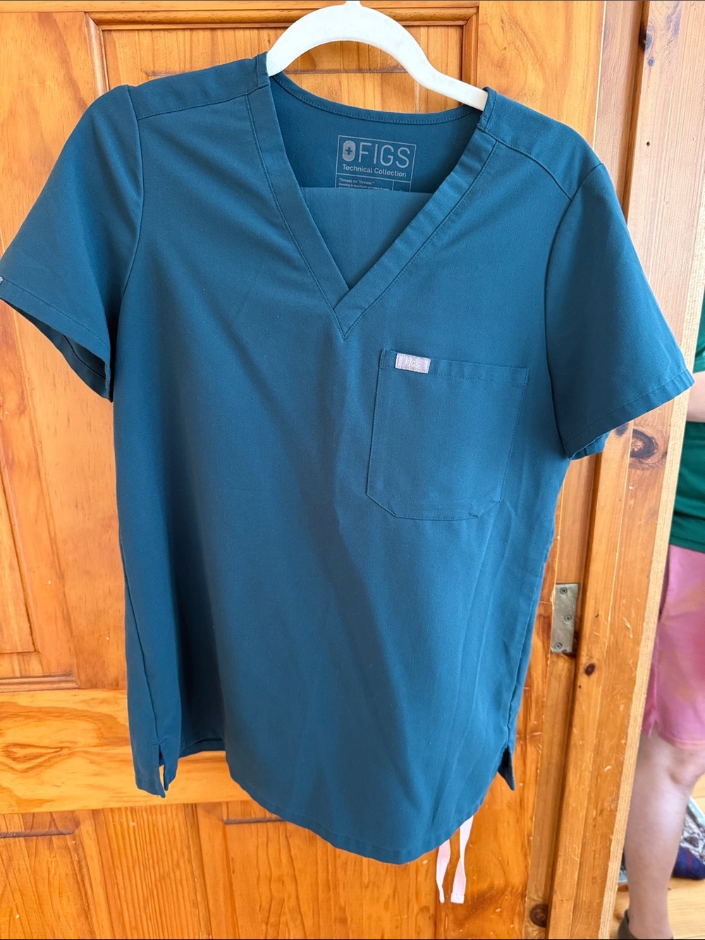 FIGS Women’s Dark Teal Scrub Set